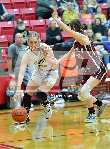 Thumbnail 1 in Cisco vs. Seymour (2A Region II Bi-District) photogallery.