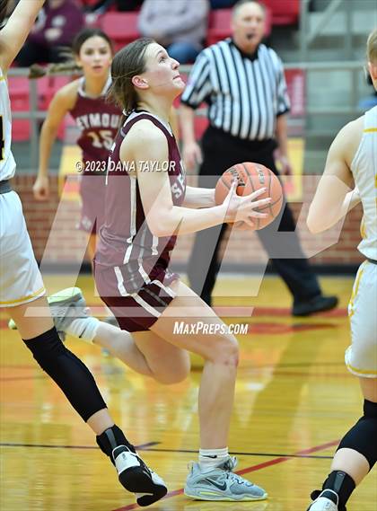 Thumbnail 3 in Cisco vs. Seymour (2A Region II Bi-District) photogallery.