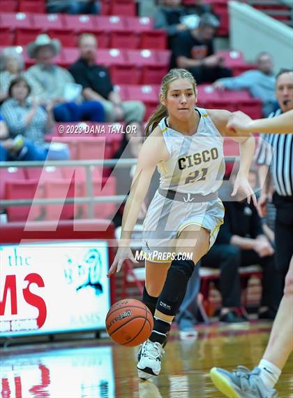 Thumbnail 2 in Cisco vs. Seymour (2A Region II Bi-District) photogallery.