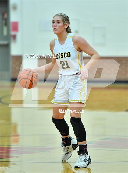 Thumbnail 1 in Cisco vs. Seymour (2A Region II Bi-District) photogallery.
