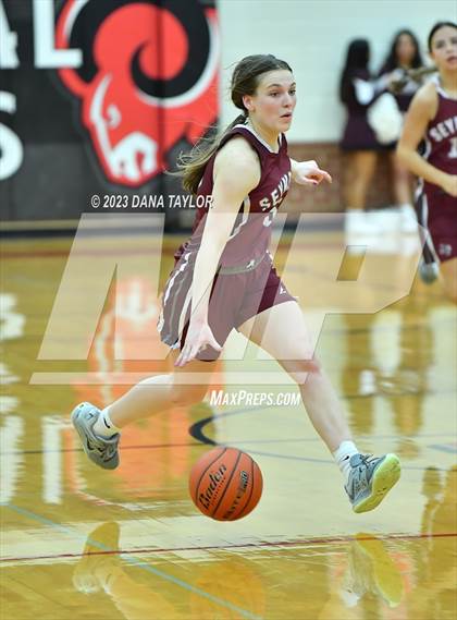 Thumbnail 3 in Cisco vs. Seymour (2A Region II Bi-District) photogallery.