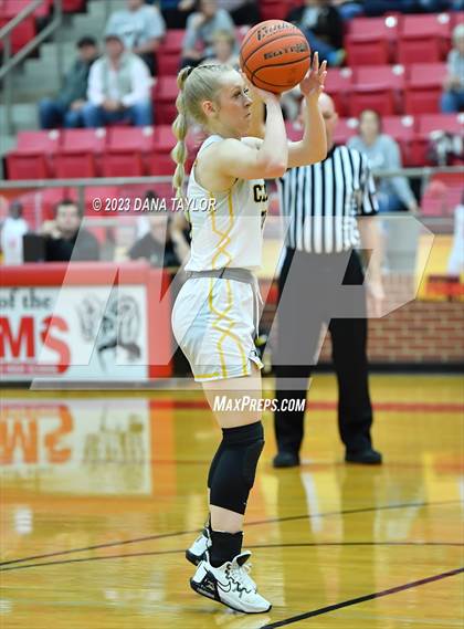 Thumbnail 1 in Cisco vs. Seymour (2A Region II Bi-District) photogallery.