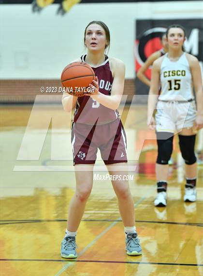 Thumbnail 2 in Cisco vs. Seymour (2A Region II Bi-District) photogallery.
