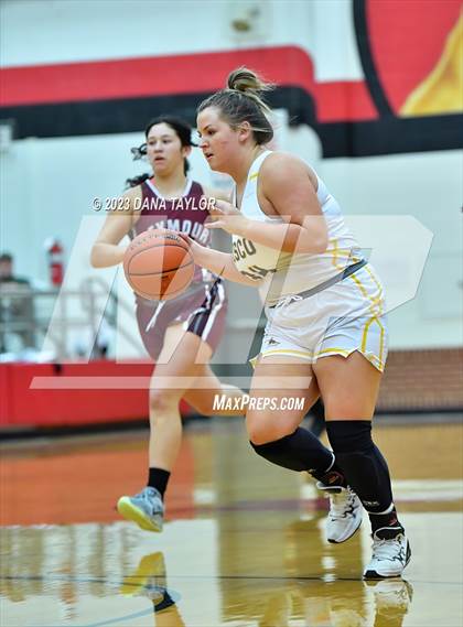 Thumbnail 3 in Cisco vs. Seymour (2A Region II Bi-District) photogallery.