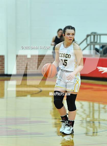 Thumbnail 3 in Cisco vs. Seymour (2A Region II Bi-District) photogallery.