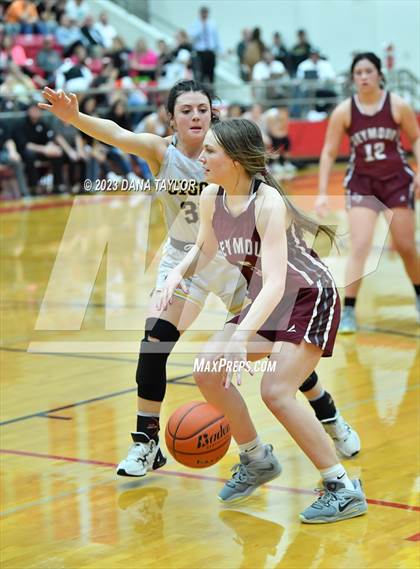 Thumbnail 2 in Cisco vs. Seymour (2A Region II Bi-District) photogallery.