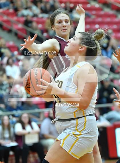 Thumbnail 1 in Cisco vs. Seymour (2A Region II Bi-District) photogallery.