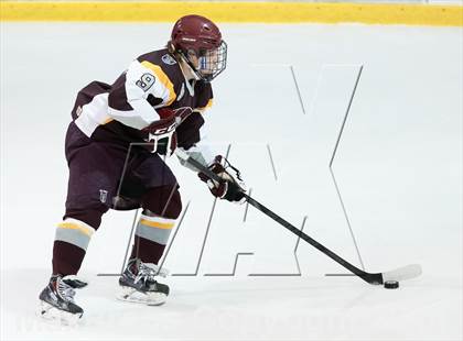 Thumbnail 2 in Chaminade vs DeSmet Jesuit (Challenge Cup Semifinal) photogallery.