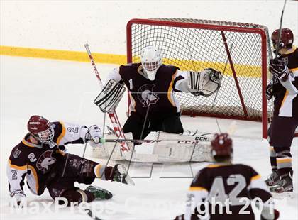 Thumbnail 2 in Chaminade vs DeSmet Jesuit (Challenge Cup Semifinal) photogallery.