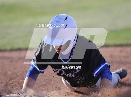 Thumbnail 3 in Juab vs. Carbon (UHSAA 3A Semifinal) photogallery.