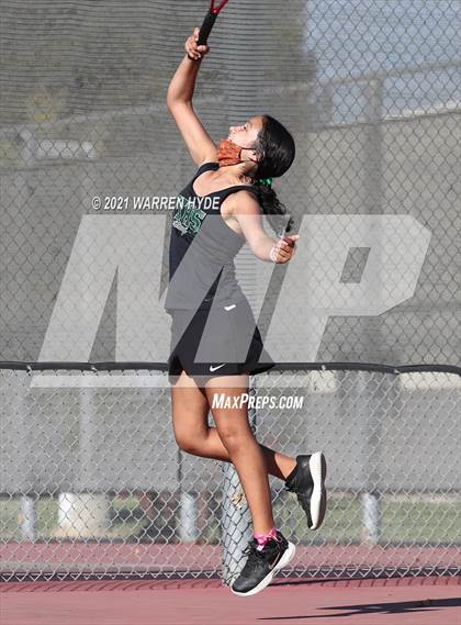 Thumbnail 1 in McClatchy @ Monterey Trail photogallery.