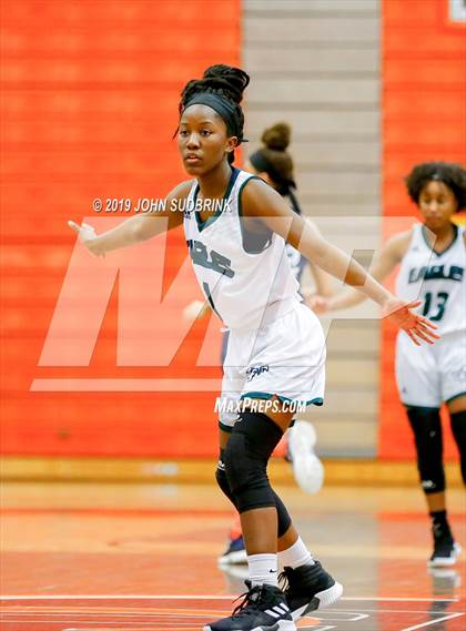 Thumbnail 1 in Trinity Episcopal vs Colonial Forge (StatVa Girls Basketball Classic) photogallery.