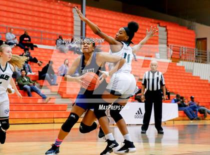 Thumbnail 2 in Trinity Episcopal vs Colonial Forge (StatVa Girls Basketball Classic) photogallery.