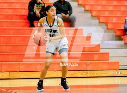 Thumbnail 2 in Trinity Episcopal vs Colonial Forge (StatVa Girls Basketball Classic) photogallery.