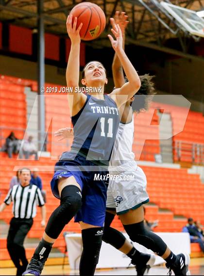 Thumbnail 2 in Trinity Episcopal vs Colonial Forge (StatVa Girls Basketball Classic) photogallery.