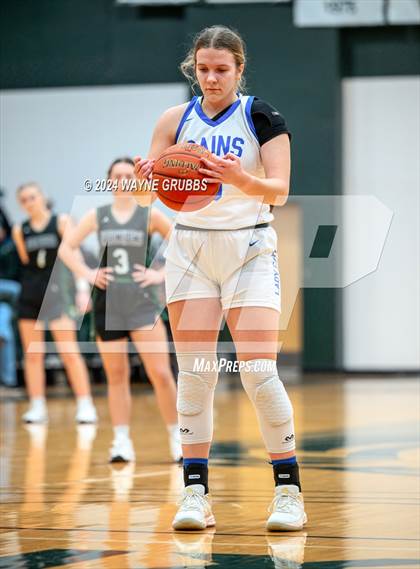 Thumbnail 2 in Rains vs. Neches (Tenaha ISD Holiday Hoops) photogallery.