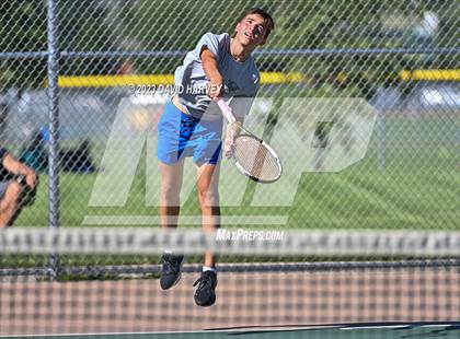 Thumbnail 1 in Columbine vs Bear Creek photogallery.