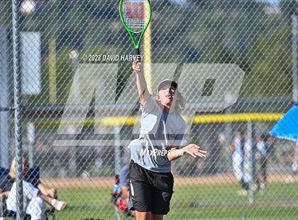 Thumbnail 3 in Columbine vs Bear Creek photogallery.