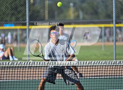Thumbnail 3 in Columbine vs Bear Creek photogallery.