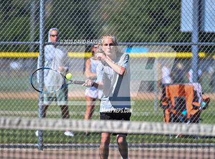 Thumbnail 2 in Columbine vs Bear Creek photogallery.