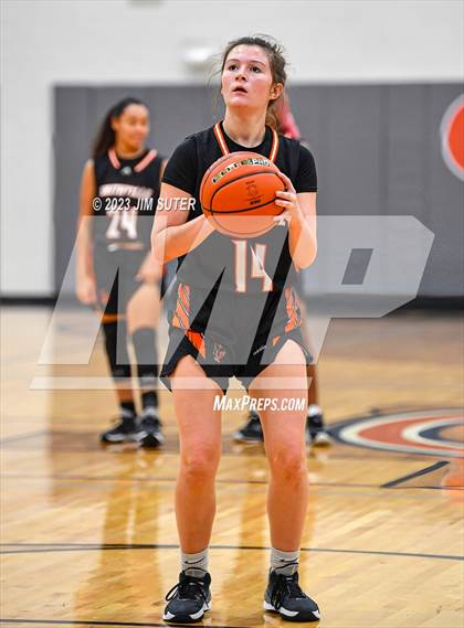 Thumbnail 3 in Caldwell vs Smithville photogallery.