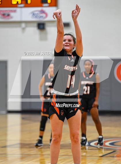 Thumbnail 2 in Caldwell vs Smithville photogallery.
