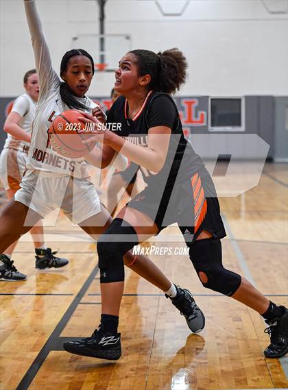 Thumbnail 2 in Caldwell vs Smithville photogallery.