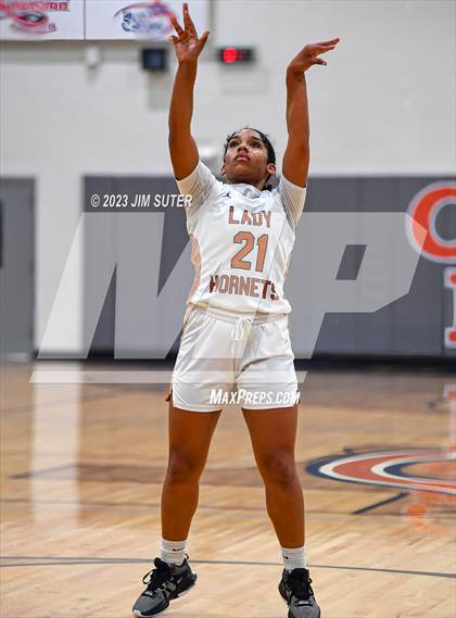 Thumbnail 2 in Caldwell vs Smithville photogallery.