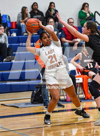 Thumbnail 3 in Caldwell vs Smithville photogallery.
