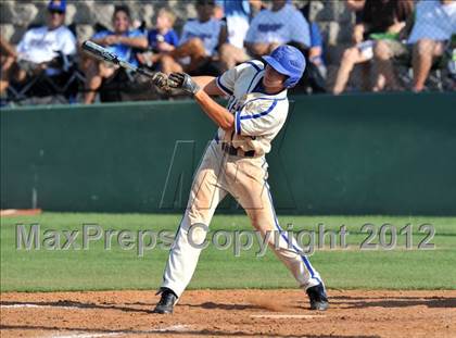Thumbnail 2 in Sunnyvale vs. Gunter (UIL 2A Region 2 semifinals) photogallery.