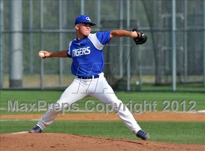 Thumbnail 2 in Sunnyvale vs. Gunter (UIL 2A Region 2 semifinals) photogallery.