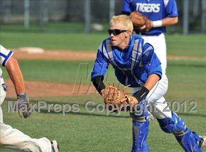 Thumbnail 3 in Sunnyvale vs. Gunter (UIL 2A Region 2 semifinals) photogallery.