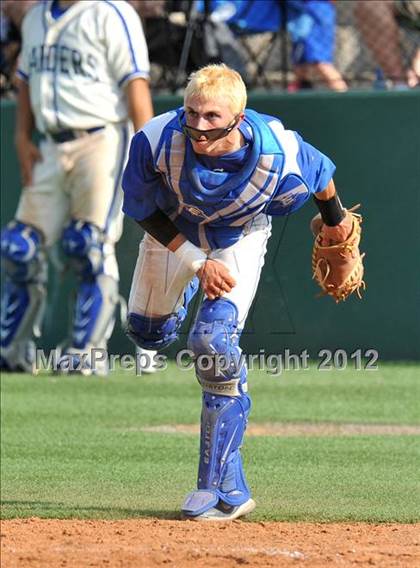 Thumbnail 3 in Sunnyvale vs. Gunter (UIL 2A Region 2 semifinals) photogallery.