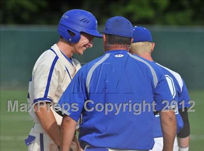 Thumbnail 1 in Sunnyvale vs. Gunter (UIL 2A Region 2 semifinals) photogallery.