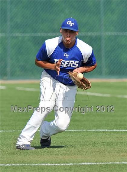 Thumbnail 1 in Sunnyvale vs. Gunter (UIL 2A Region 2 semifinals) photogallery.
