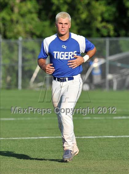 Thumbnail 1 in Sunnyvale vs. Gunter (UIL 2A Region 2 semifinals) photogallery.