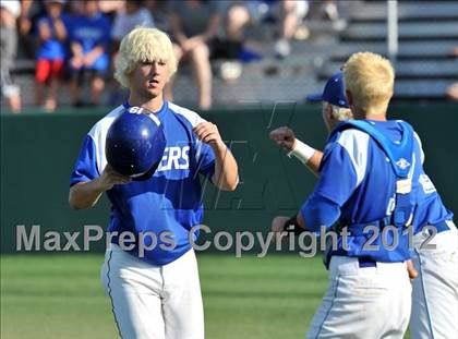 Thumbnail 1 in Sunnyvale vs. Gunter (UIL 2A Region 2 semifinals) photogallery.