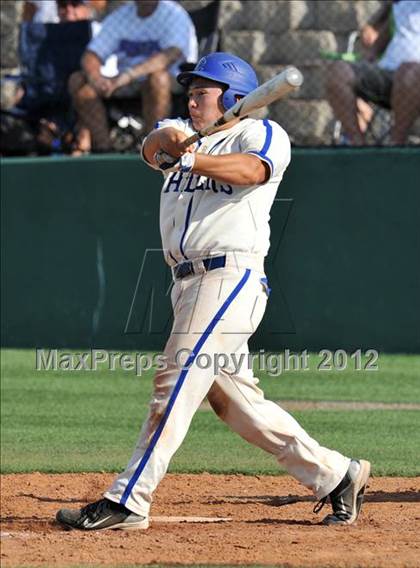 Thumbnail 2 in Sunnyvale vs. Gunter (UIL 2A Region 2 semifinals) photogallery.