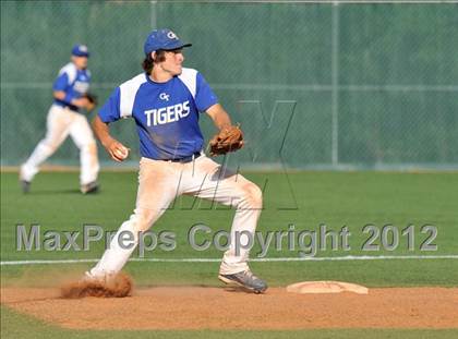 Thumbnail 3 in Sunnyvale vs. Gunter (UIL 2A Region 2 semifinals) photogallery.