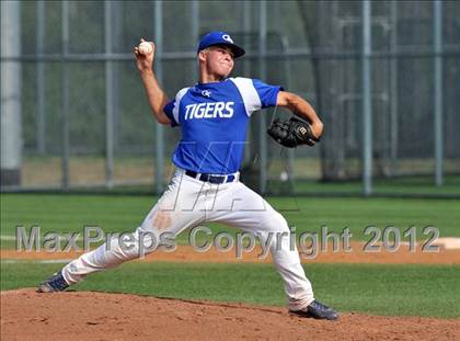 Thumbnail 2 in Sunnyvale vs. Gunter (UIL 2A Region 2 semifinals) photogallery.