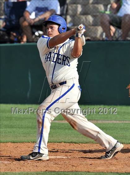 Thumbnail 3 in Sunnyvale vs. Gunter (UIL 2A Region 2 semifinals) photogallery.