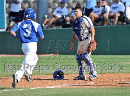 Thumbnail 3 in Sunnyvale vs. Gunter (UIL 2A Region 2 semifinals) photogallery.
