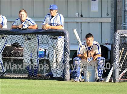 Thumbnail 1 in Sunnyvale vs. Gunter (UIL 2A Region 2 semifinals) photogallery.