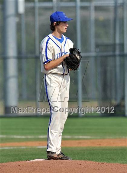 Thumbnail 1 in Sunnyvale vs. Gunter (UIL 2A Region 2 semifinals) photogallery.
