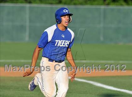 Thumbnail 3 in Sunnyvale vs. Gunter (UIL 2A Region 2 semifinals) photogallery.
