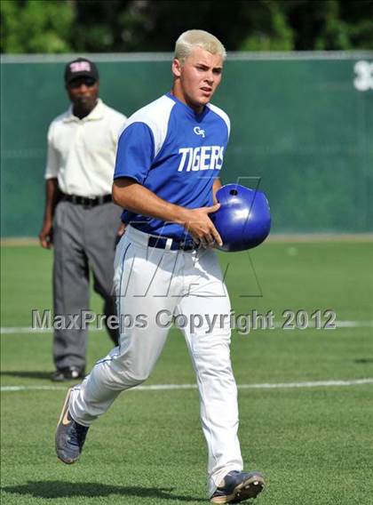 Thumbnail 1 in Sunnyvale vs. Gunter (UIL 2A Region 2 semifinals) photogallery.
