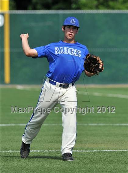 Thumbnail 2 in Sunnyvale vs. Gunter (UIL 2A Region 2 semifinals) photogallery.