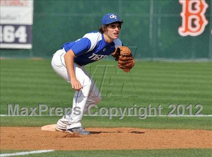 Thumbnail 2 in Sunnyvale vs. Gunter (UIL 2A Region 2 semifinals) photogallery.