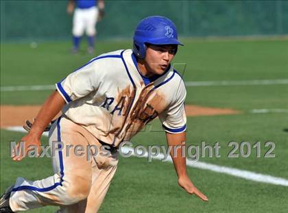 Thumbnail 1 in Sunnyvale vs. Gunter (UIL 2A Region 2 semifinals) photogallery.