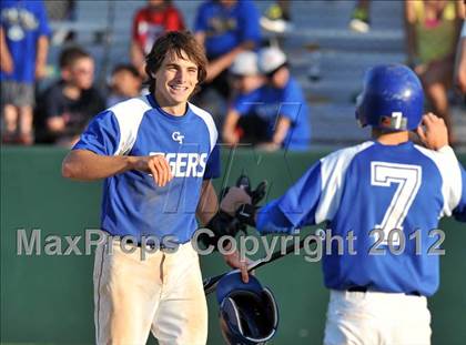 Thumbnail 2 in Sunnyvale vs. Gunter (UIL 2A Region 2 semifinals) photogallery.